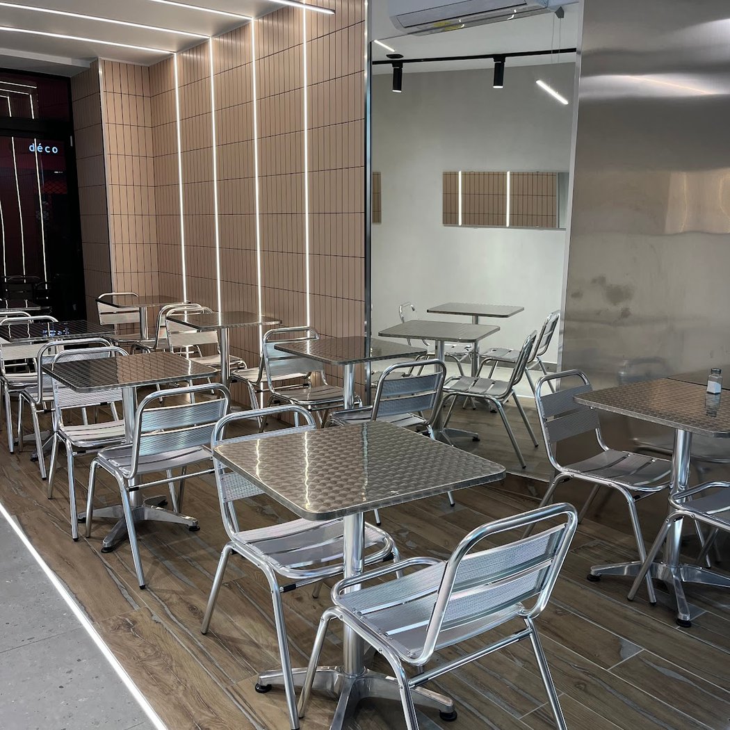 Hash - Burger Levallois 2